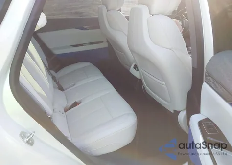 2025 Cadillac Optiq Luxury 2 Awd z USA, uszkodzony, nr VIN 3GYK3DMR5SS140745